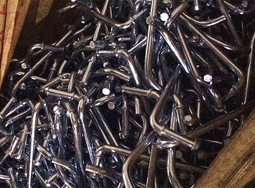 汽车消声器吊挂线材成型