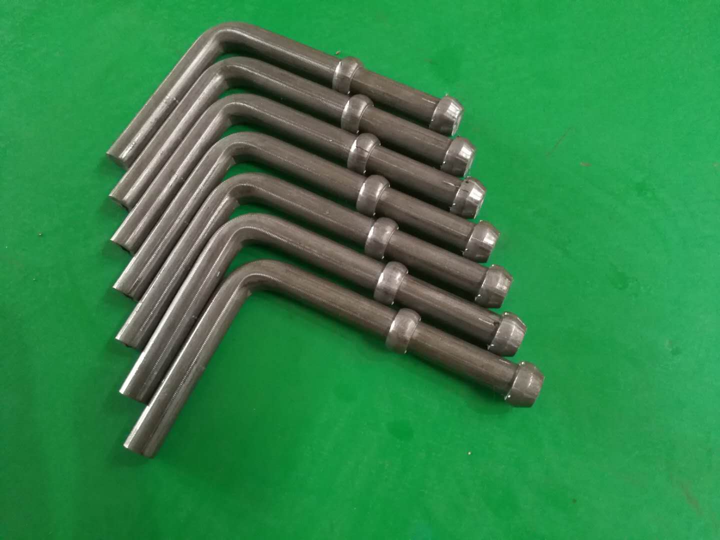 汽车排气管挂钩