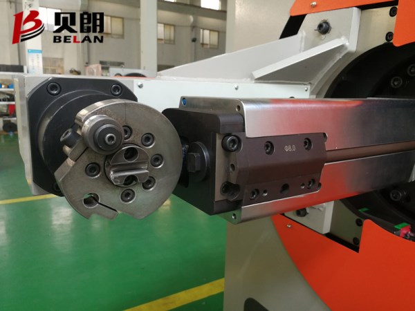 线材自动成型机机头