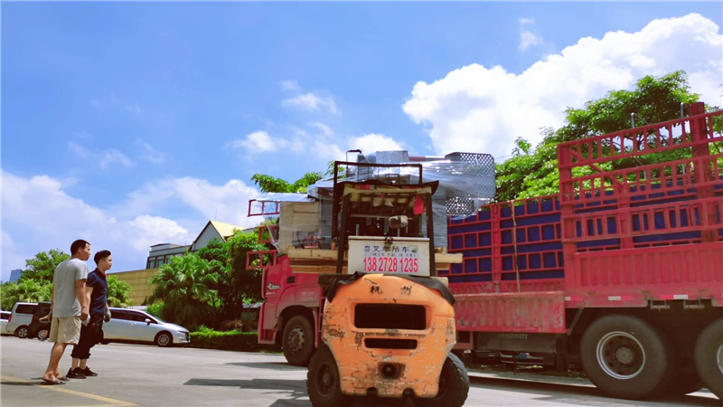 属于您企业的小帮手——3d折弯机正向你走来